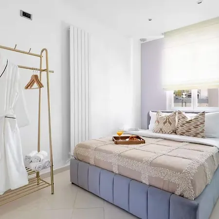 Stylish 2 Bedroom * Paris